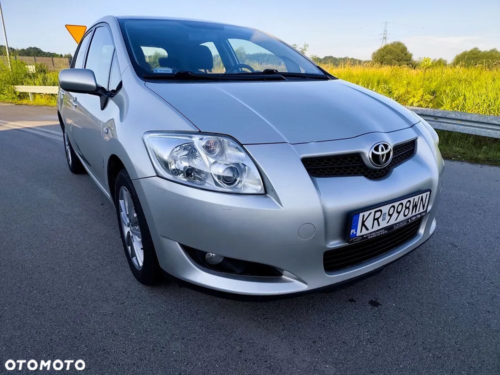 Toyota Auris 1.6 VVT-i Premium Start - 4
