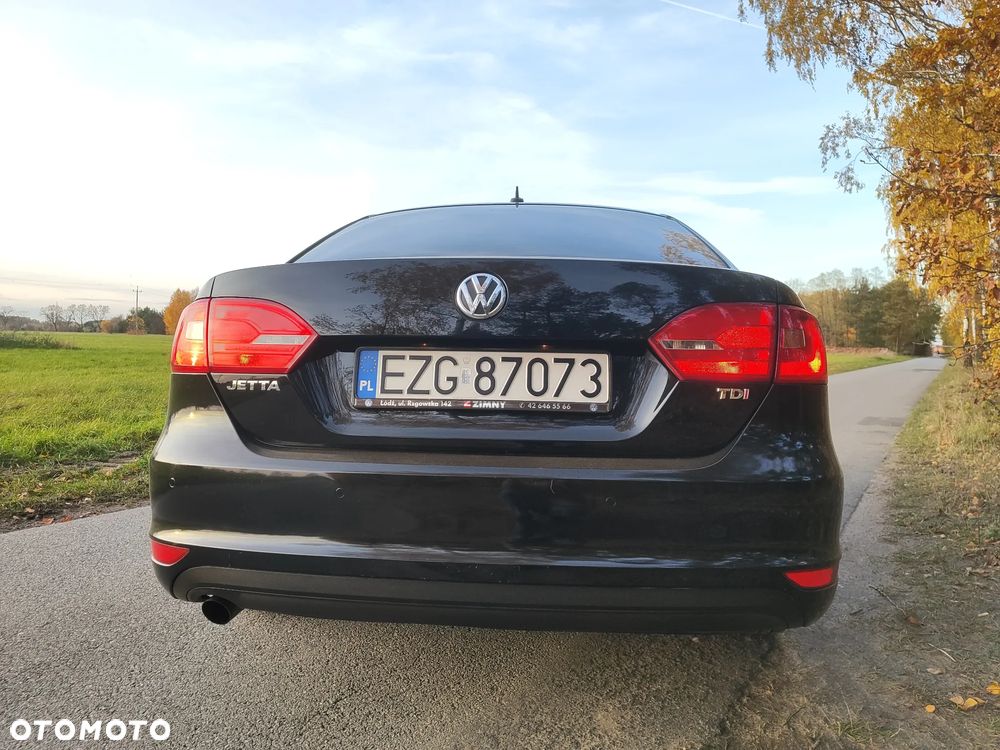 Volkswagen Jetta 1.6 TDI BMT Trendline - 6