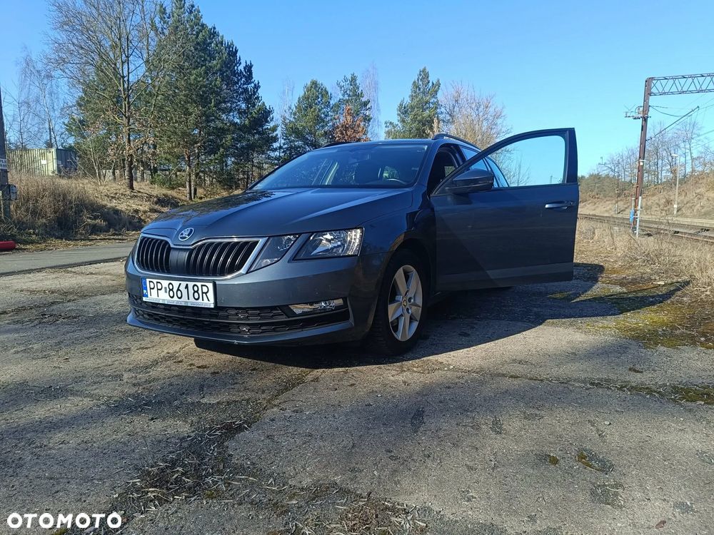 Skoda Octavia 1.6 TDI Ambition DSG - 6