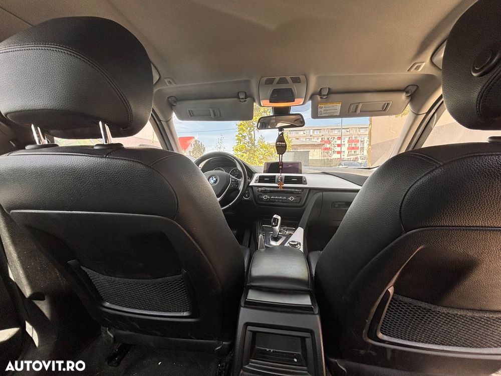 BMW Seria 3 320d Efficient Dynamic Edition Aut. - 9
