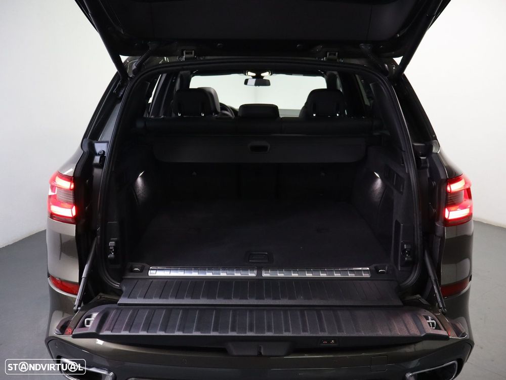 BMW X5 45 e xDrive Pack M - 37