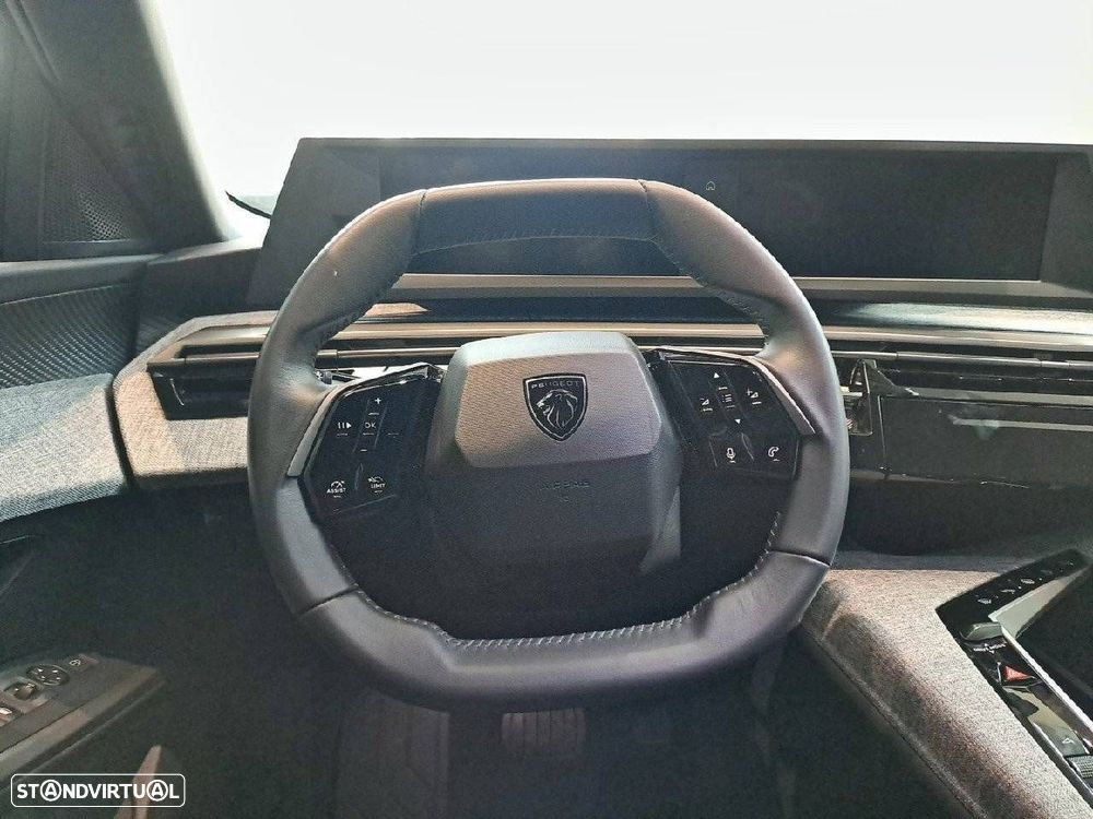 Peugeot 3008 1.2 Hybrid Allure e-DCS6 - 12