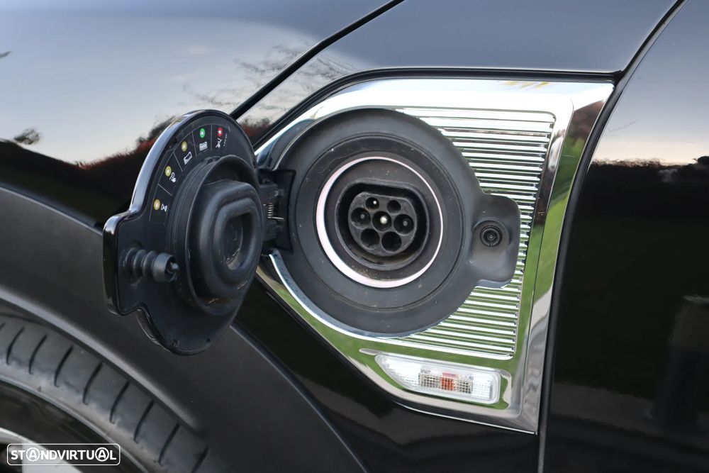 MINI Countryman Cooper SE ALL4 Auto - 11