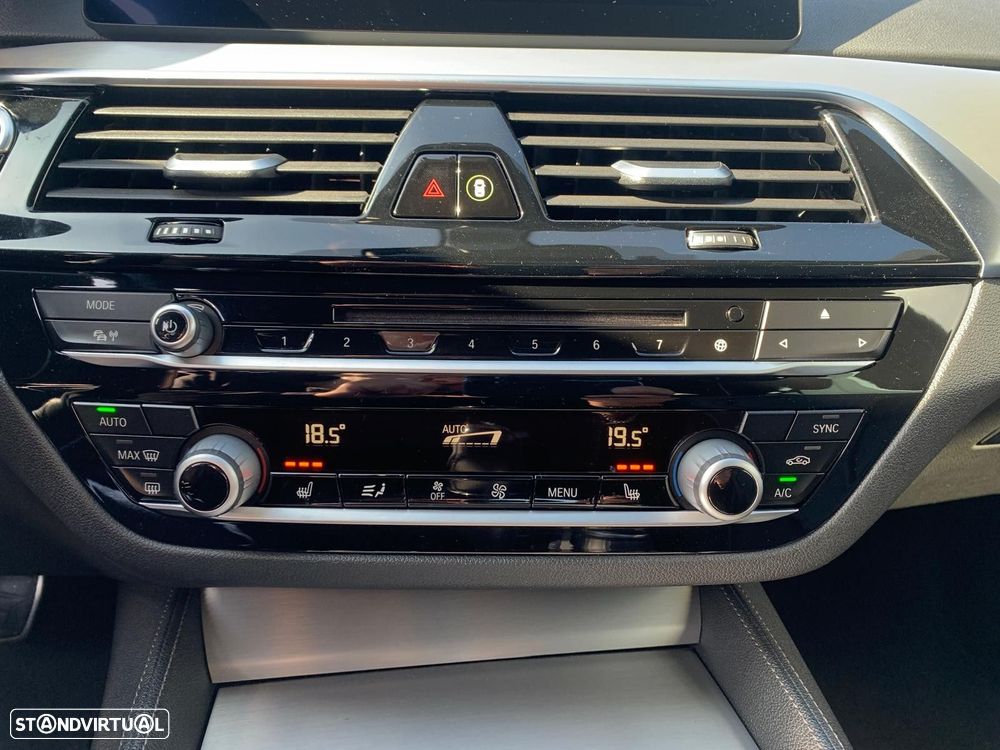 BMW 518 d Pack M Auto - 30