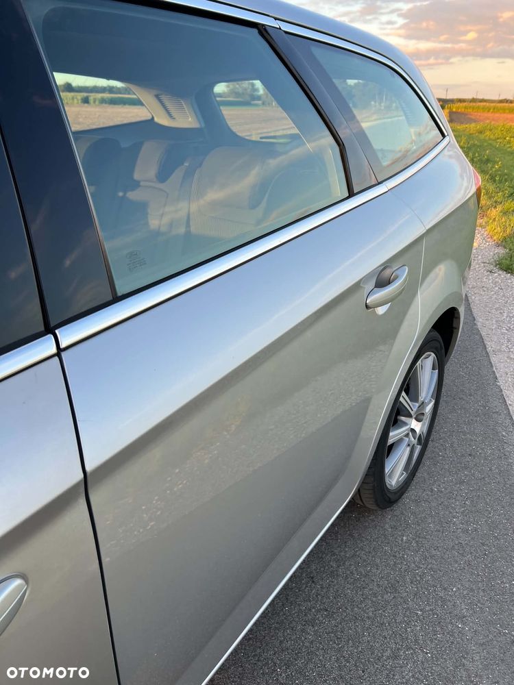 Ford Mondeo - 9