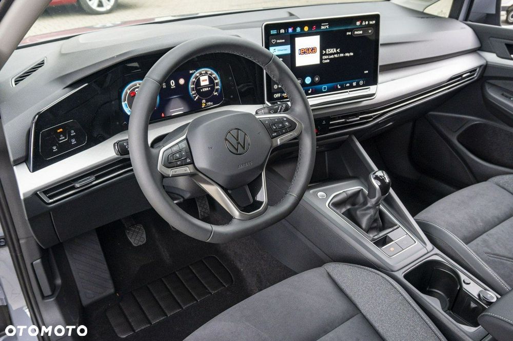 Volkswagen Golf - 11