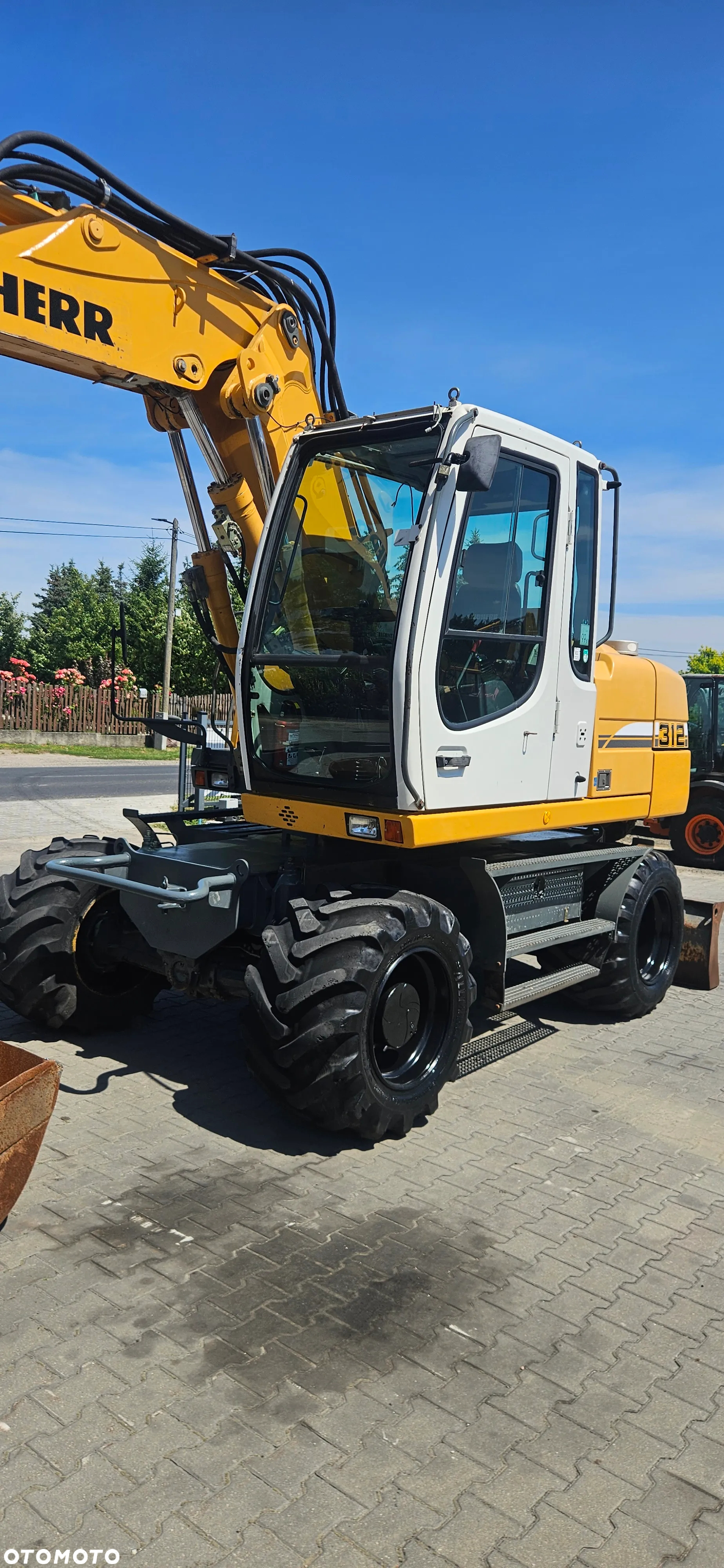 Liebherr A312 11 tys. Mtg centralne smarowanie z Niemiec! 2 łyżki - 10