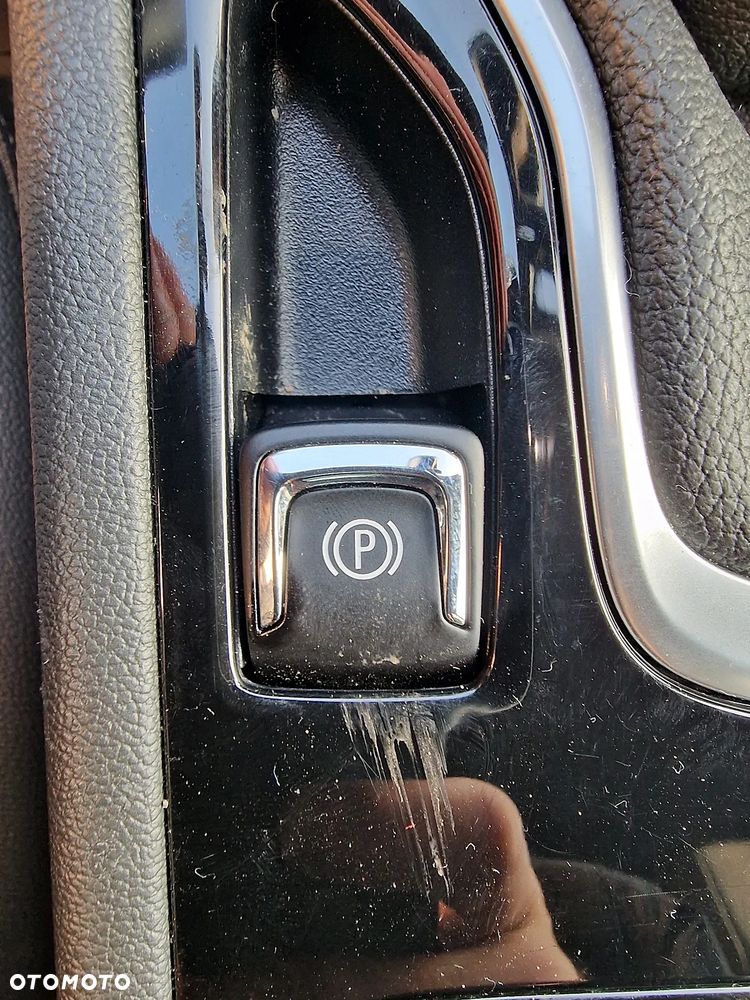 Opel Insignia 1.5 - 15