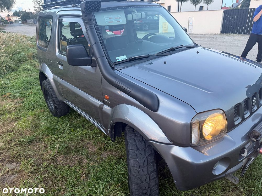 Suzuki Jimny - 24