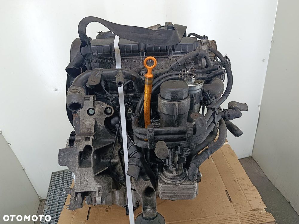 SILNIK VW PASSAT B5 FL AWX 1.9 TDI - 10