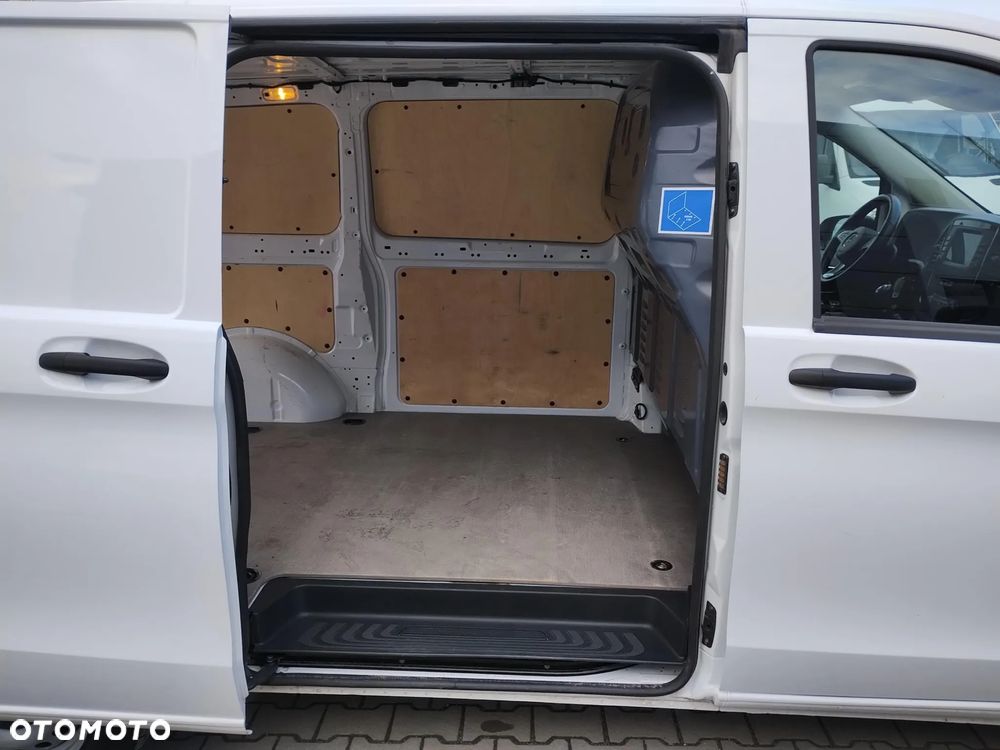 Mercedes-Benz Vito - 14