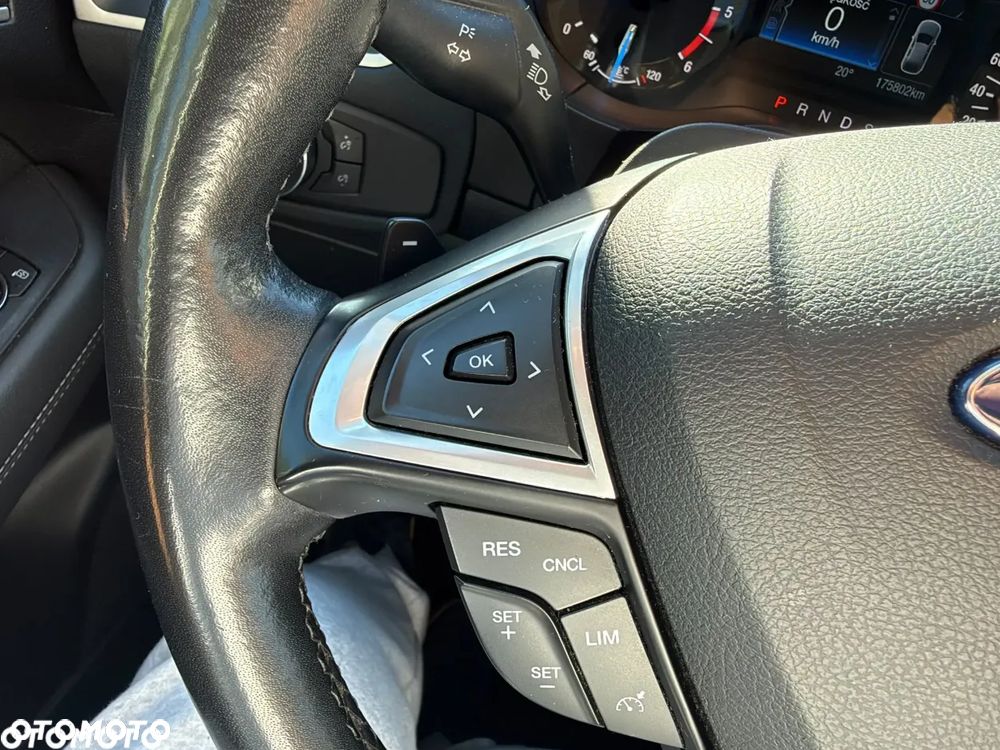 Ford S-Max - 20