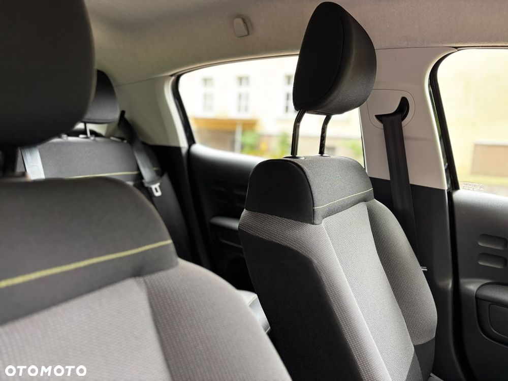 Citroën C3 1.2 PureTech Shine EAT6 - 32