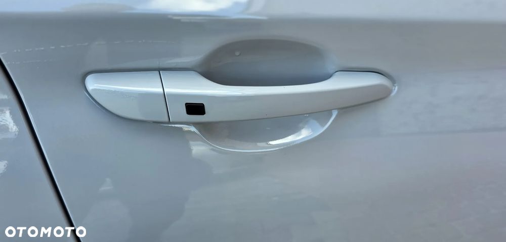 Hyundai Kona 1.6 GDI Hybrid Premium DCT - 33