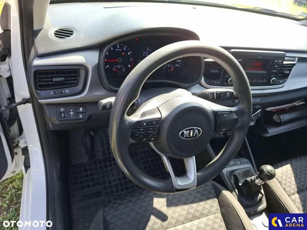 Kia Rio - 19
