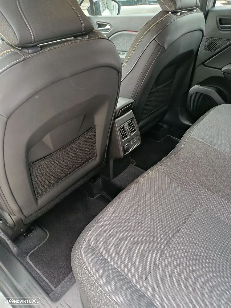 Mitsubishi Grandis 1.3 DI-T Intense 7DCT - 21