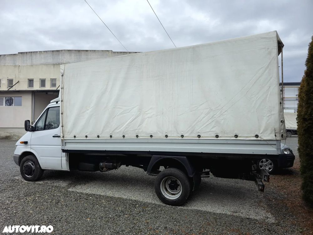 Mercedes-Benz Sprinter - 18