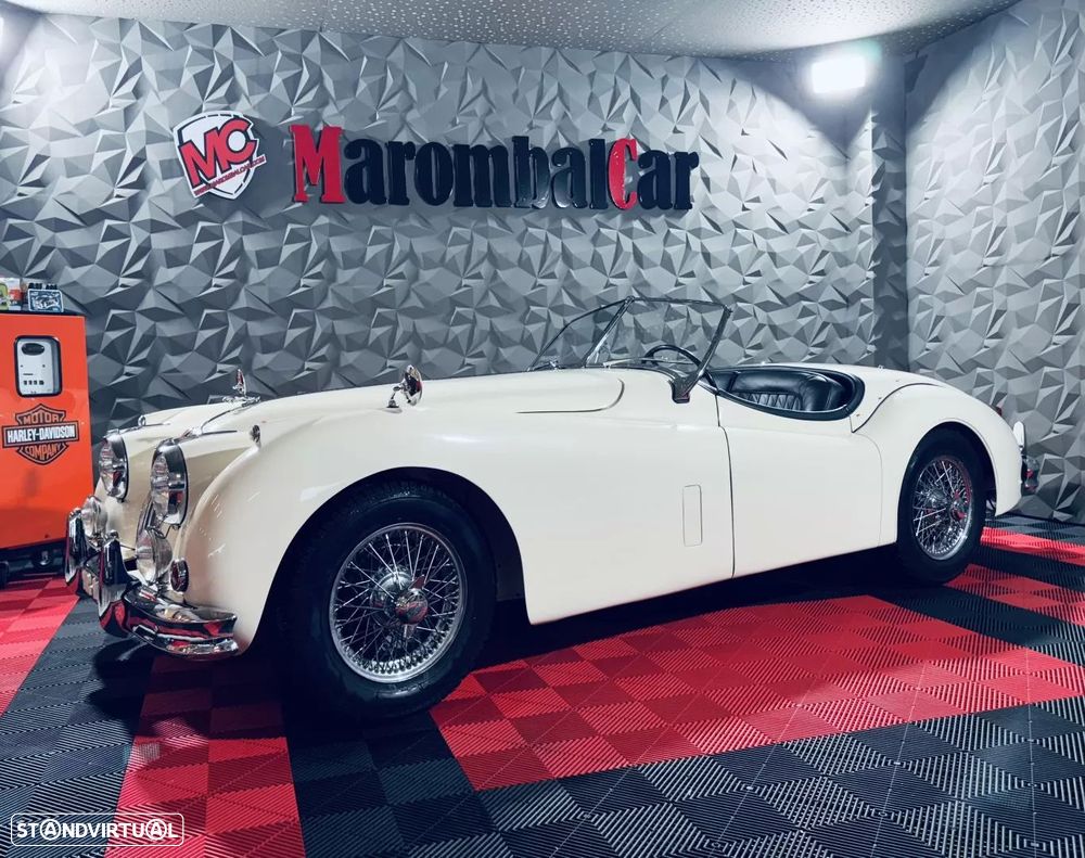 Jaguar XK140 - 1