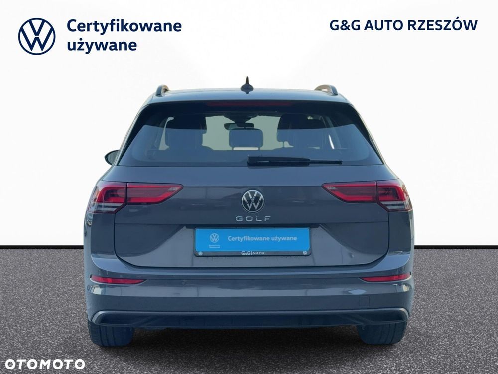 Volkswagen Golf Variant - 8