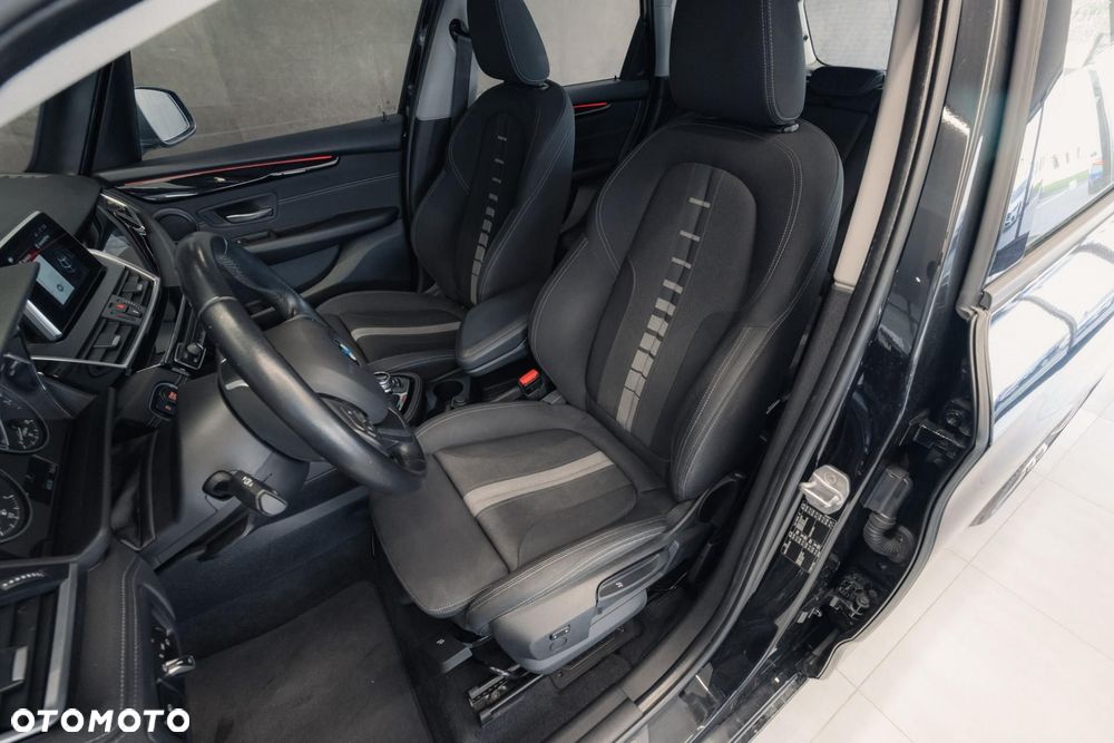 BMW Seria 2 218i GT Sport Line - 13