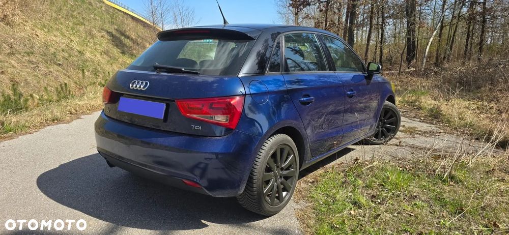 Audi A1 Sportback 1.6 TDI Ambition - 4