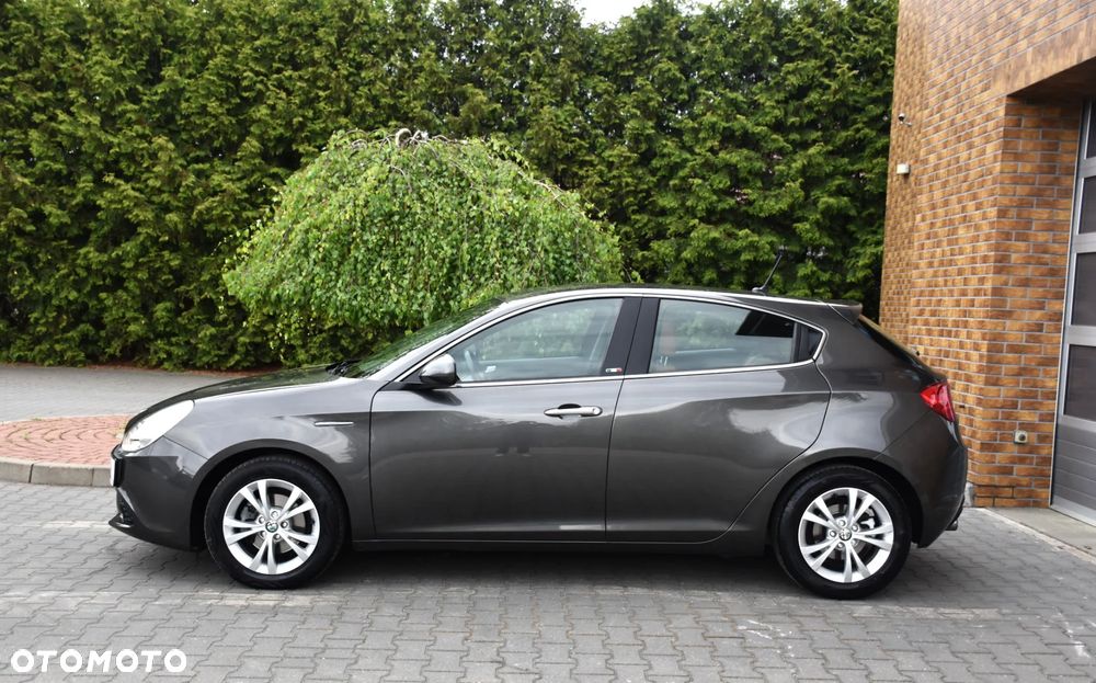 Alfa Romeo Giulietta 1.6 JTDM Distinctive - 5