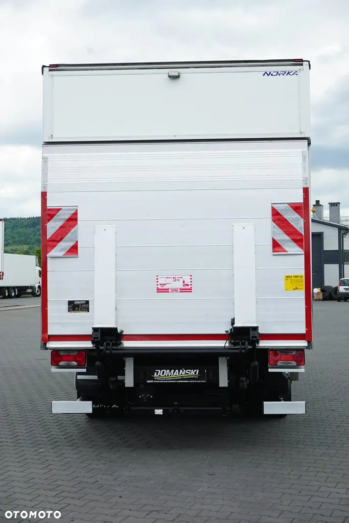 Iveco / DAILY / 70C18 / E 6 / KONTENER + WINDA / 10 PALET / ŁAD. 3565 KG - 17