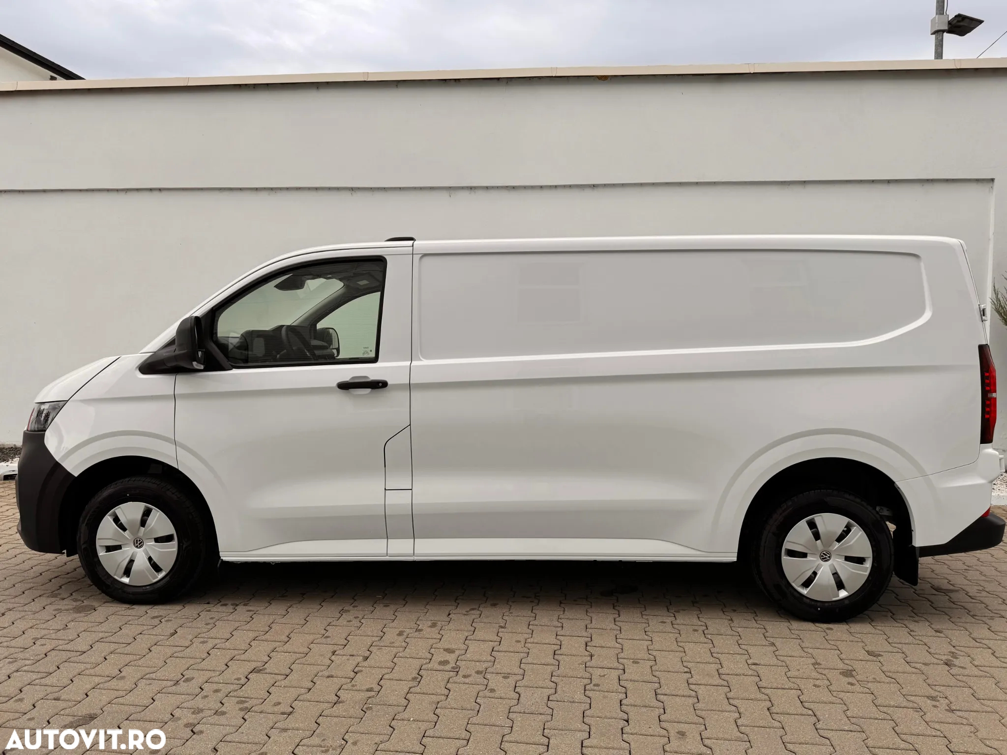 Volkswagen Transporter - 2