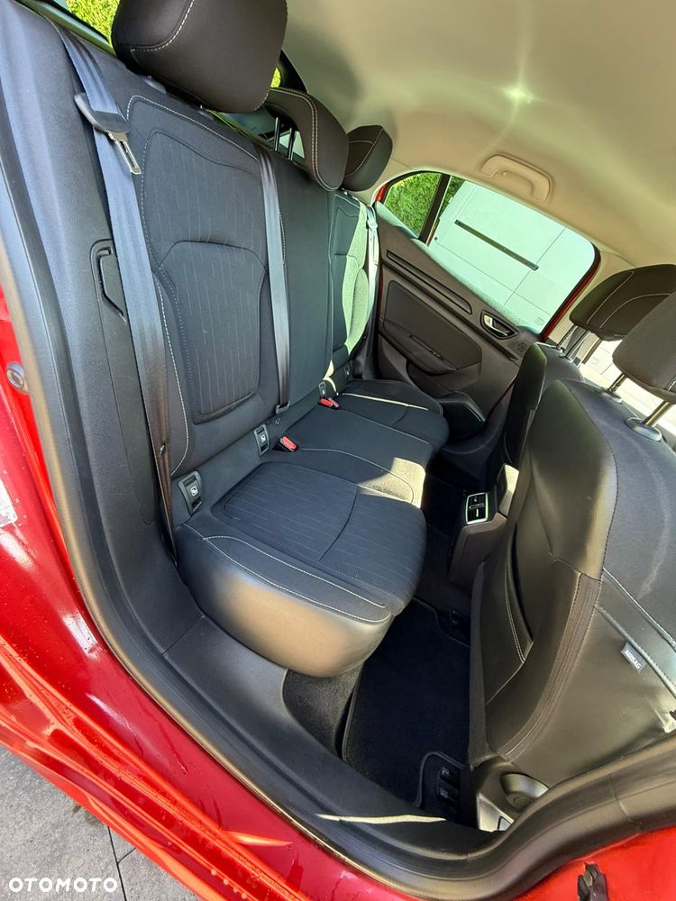 Renault Megane 1.6 SCe Limited 2018 - 8
