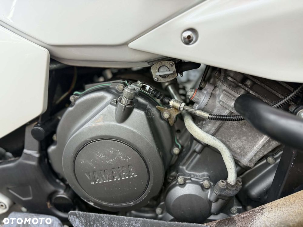 Yamaha XTZ - 18