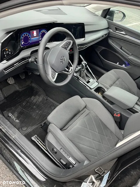 Volkswagen Golf - 14