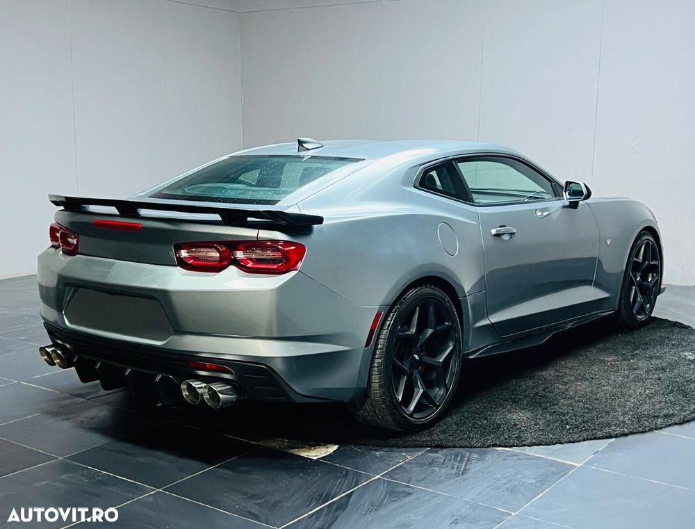 Chevrolet Camaro - 11