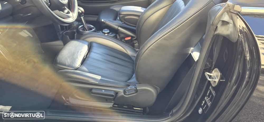 MINI Cabrio John Cooper Works Auto Desportiva - 6
