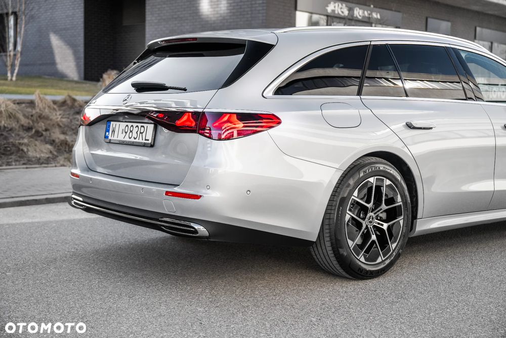 Mercedes-Benz Klasa E - 8