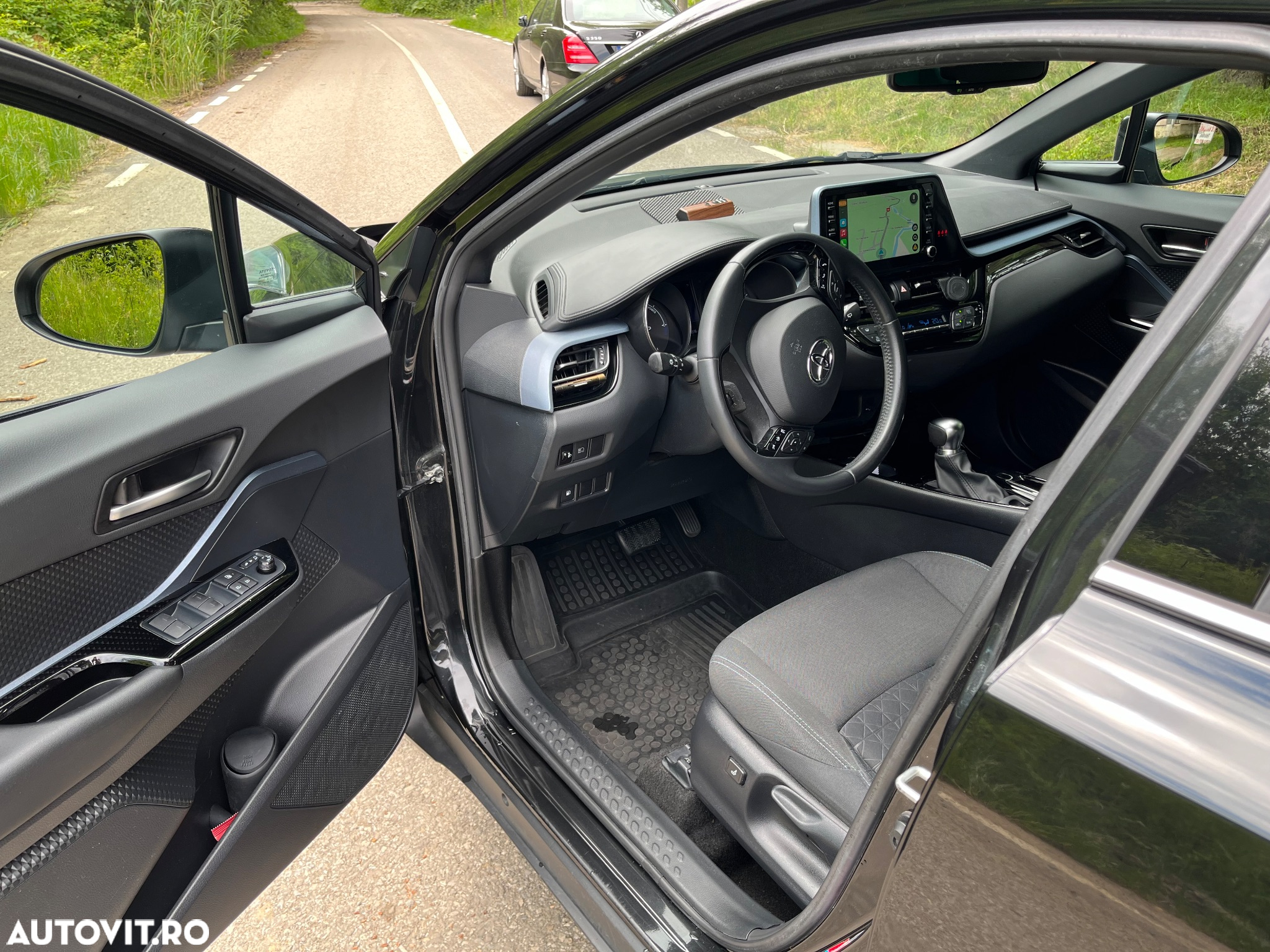 Toyota C-HR 1.8 HSD 122 CP 4x2 CVT C-ult Style - 9