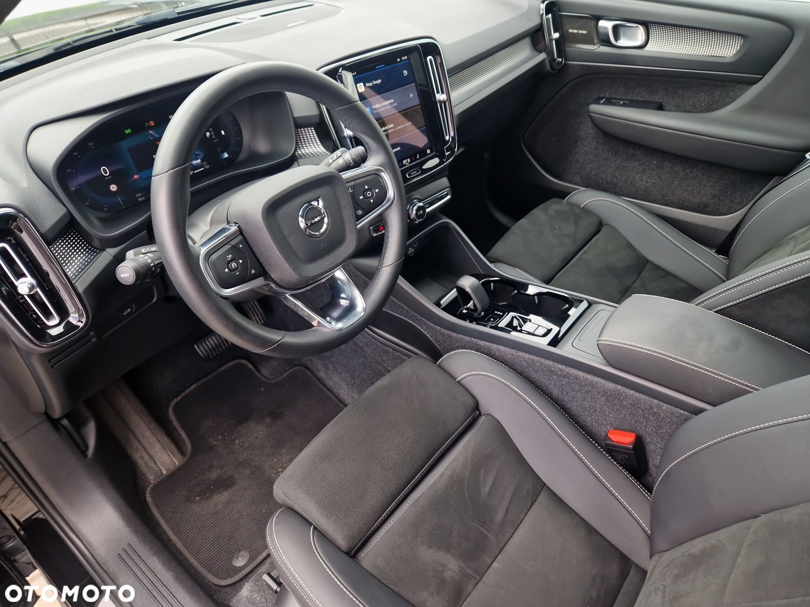 Volvo XC 40 - 9