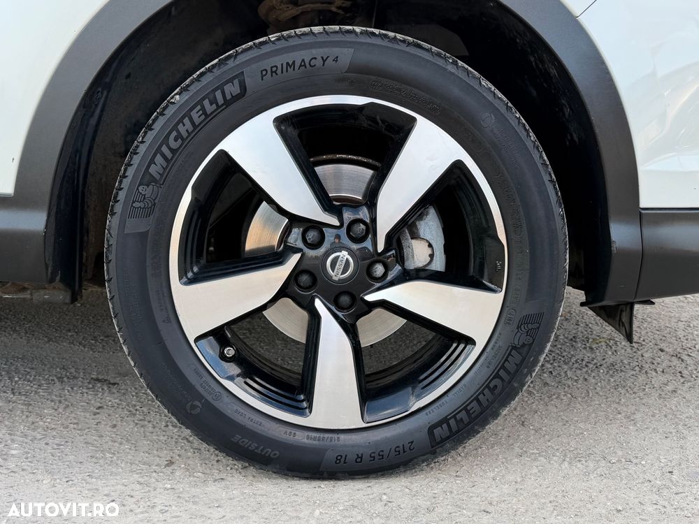 Nissan Qashqai 1.6 DCI N-Connecta - 26