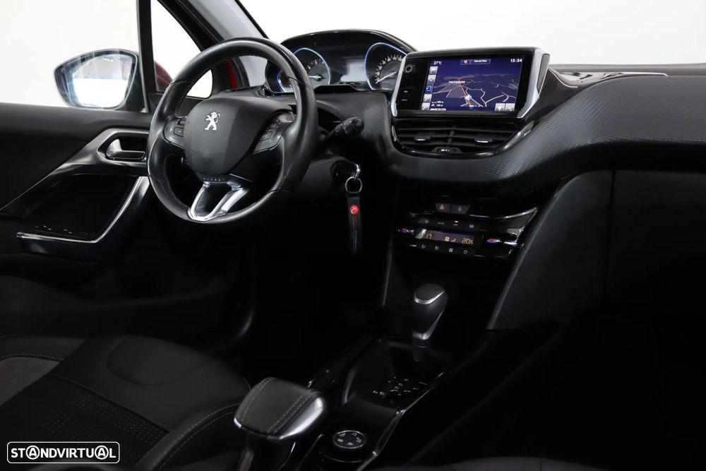 Peugeot 2008 1.2 PureTech Allure EAT6 - 6