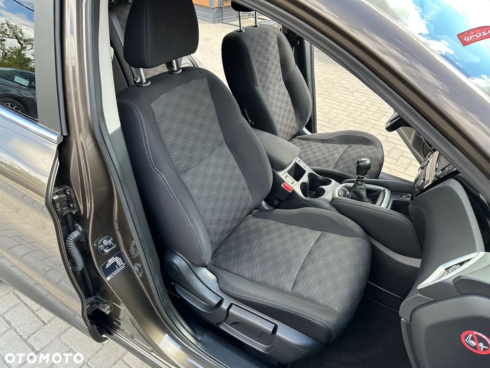 Nissan Qashqai - 22
