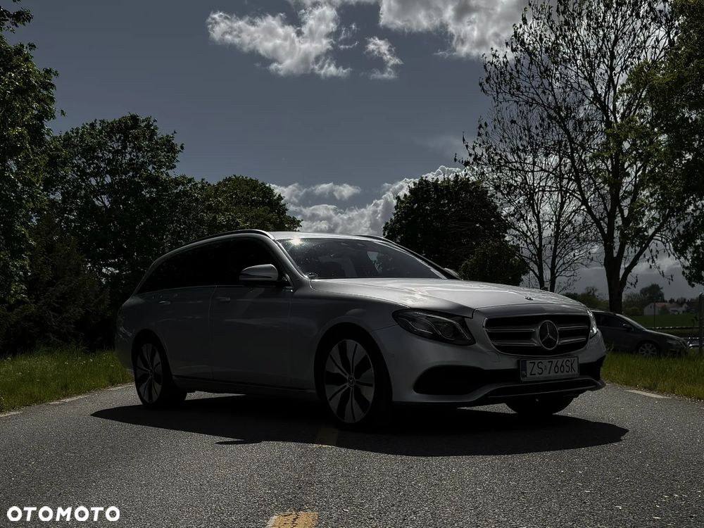 Mercedes-Benz Klasa E 220 d 9G-TRONIC - 3