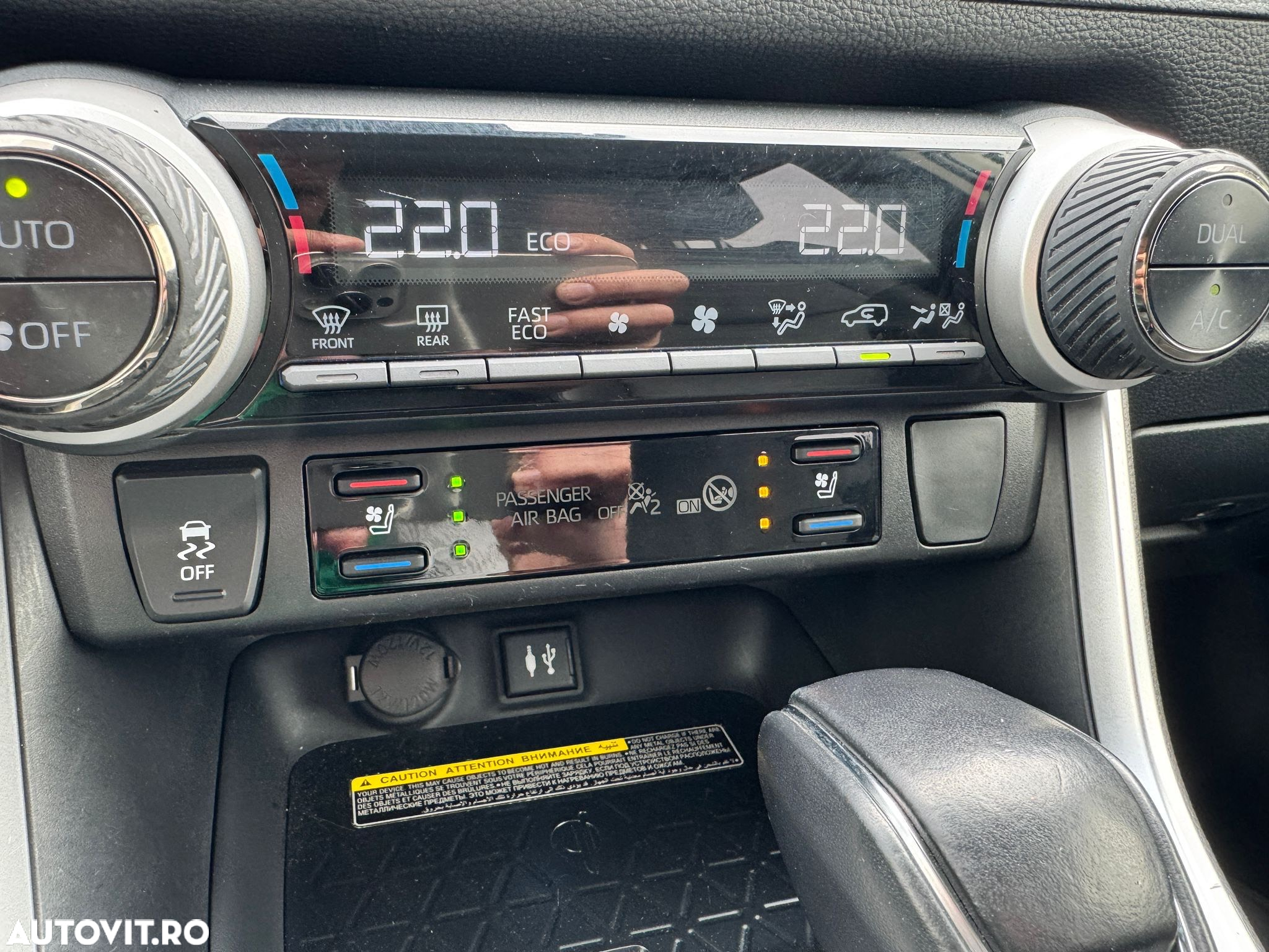 Toyota RAV4 2.5 Hybrid VVT-iE 4x4 Luxury Premium - 8