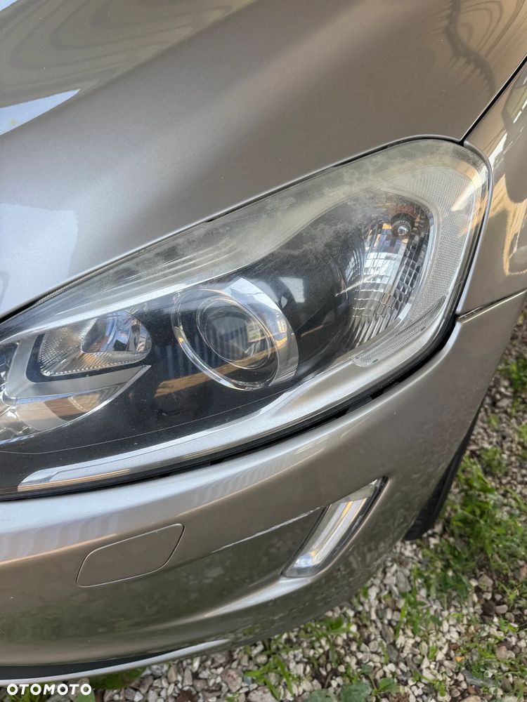 Volvo XC 60 D5 AWD Momentum - 26