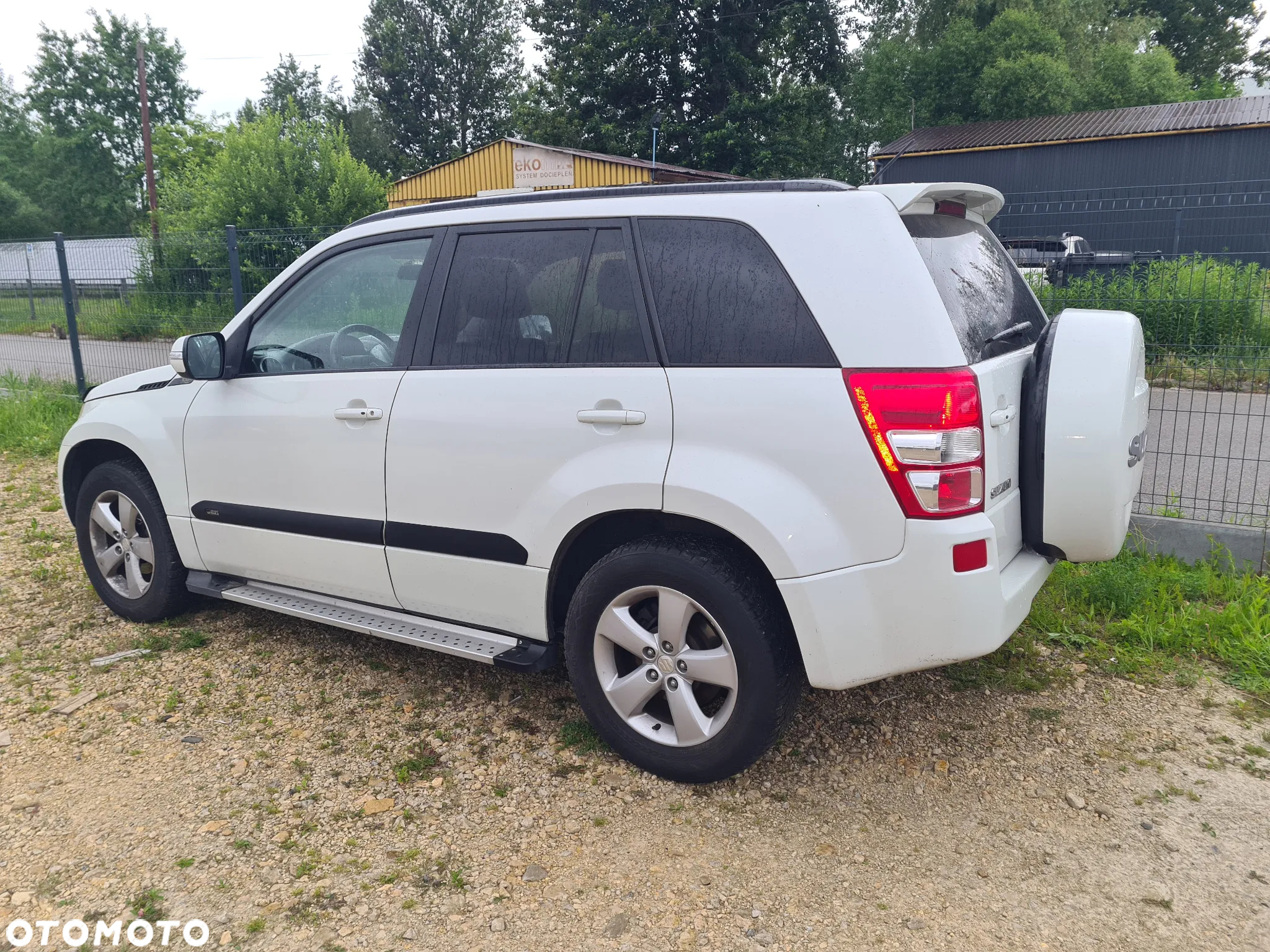 Suzuki Grand Vitara 2.4 Premium - 2