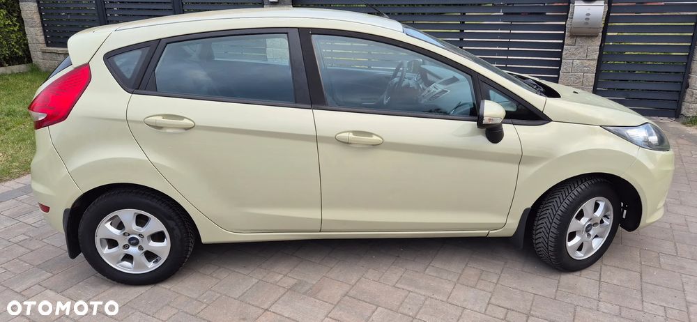Ford Fiesta - 4