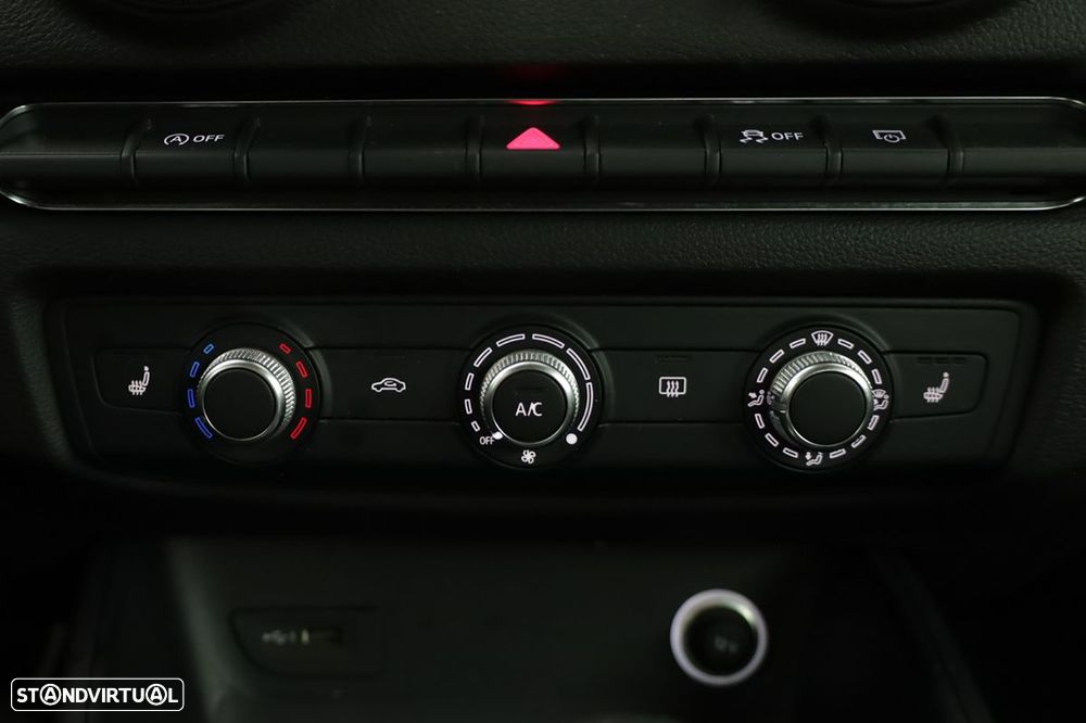 Audi A3 Sportback 30 TFSI S tronic - 11