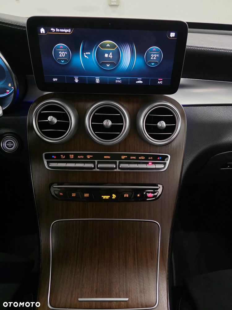 Mercedes-Benz GLC 220 d 4Matic 9G-TRONIC AMG Line Plus - 12