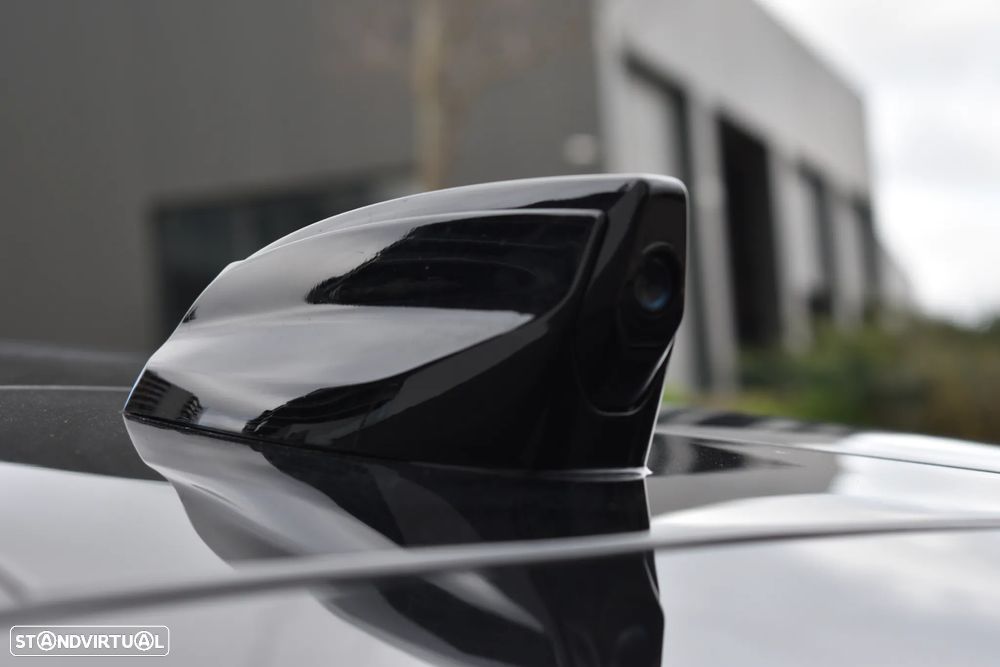 Land Rover Range Rover Evoque P300e R-Dynamic HSE - 21