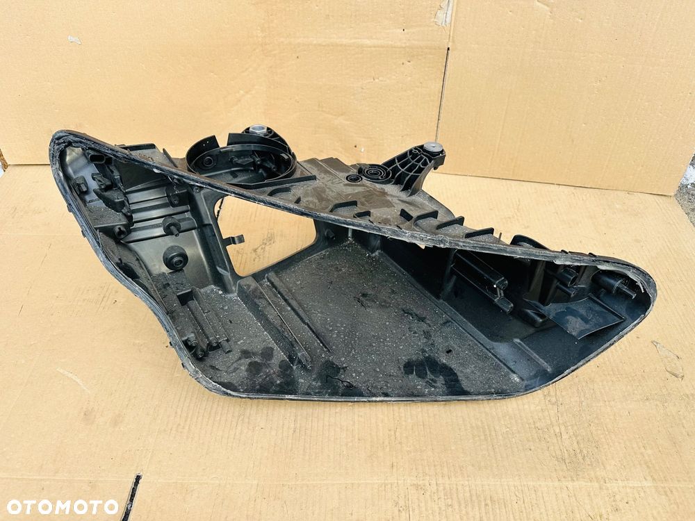 OBUDOWA PUSZKA PRAWA MERCEDES SL W232 FULL LED - 1