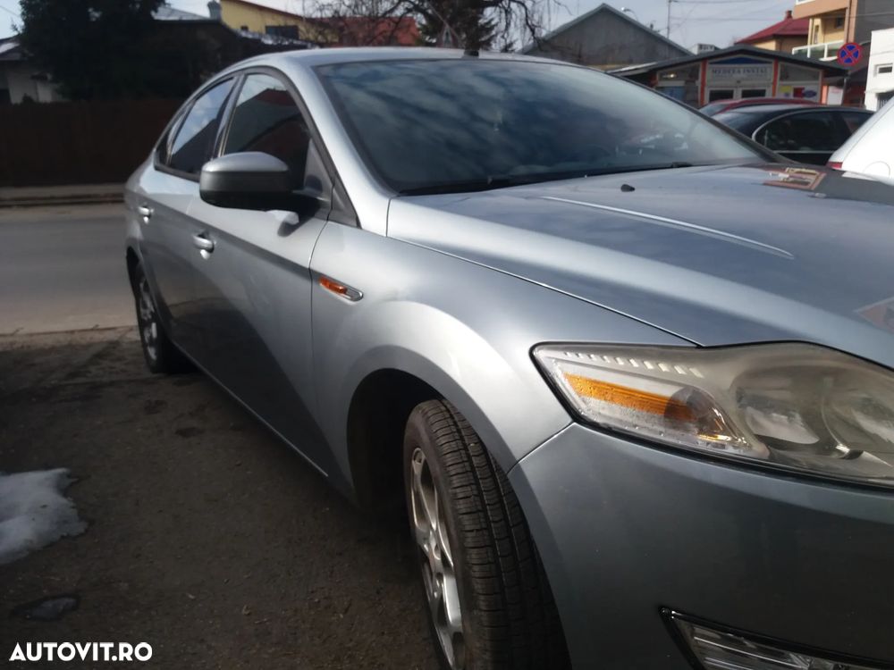 Ford Mondeo 1.8 TDCi Trend - 23