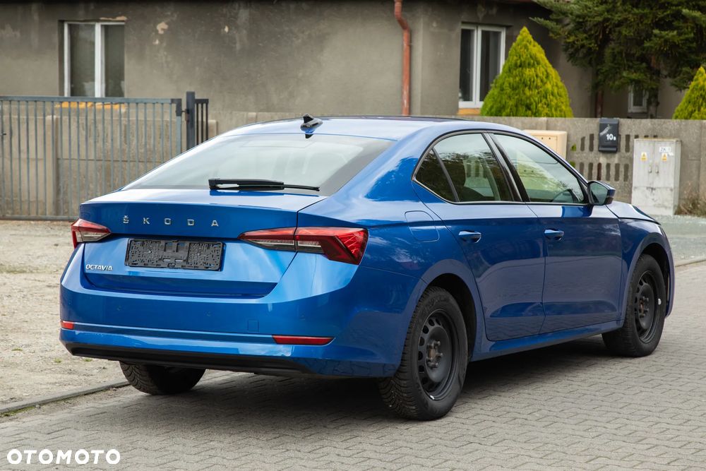 Skoda Octavia 2.0 TDI Active - 5